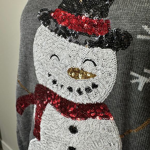 Tipsy Elves Women’s Gray Sequined Snowman Snow Day Christmas Sweater Size L New - Picture 8 of 14